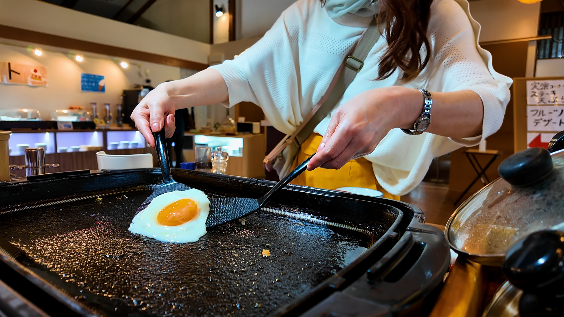自分で焼ける目玉焼きコーナー